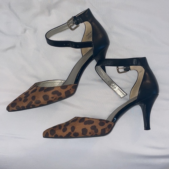 Worthington Leopard Heels 7.5 - Picture 2 of 6